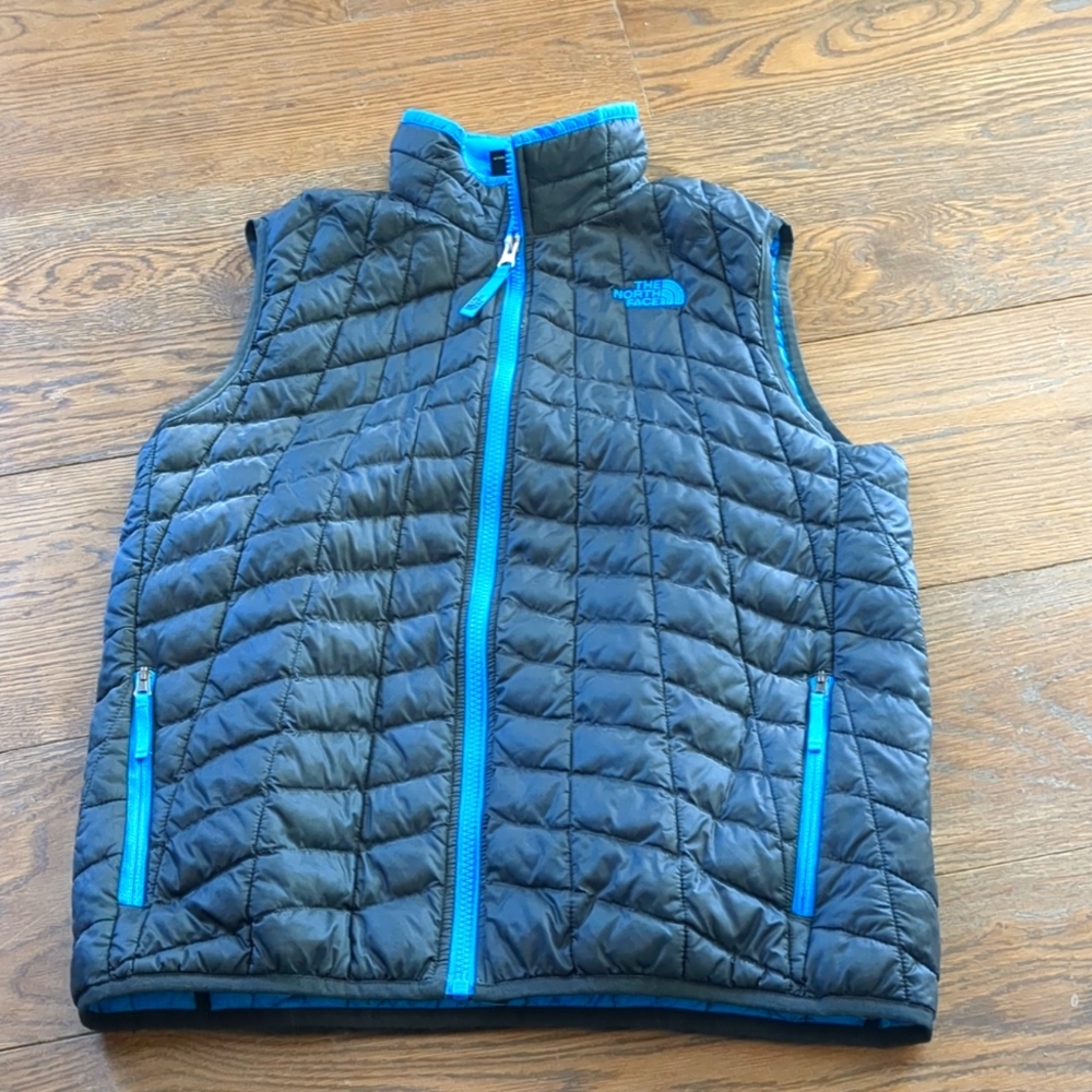 North Face youth Thermoball vest